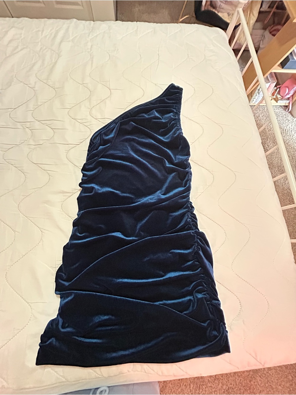 ROMWE Navy Blue One-Shoulder Velvet Dress